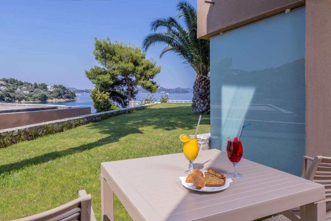 Cape Kanapitsa Hotel & Suites Dış mekan fotoğraf