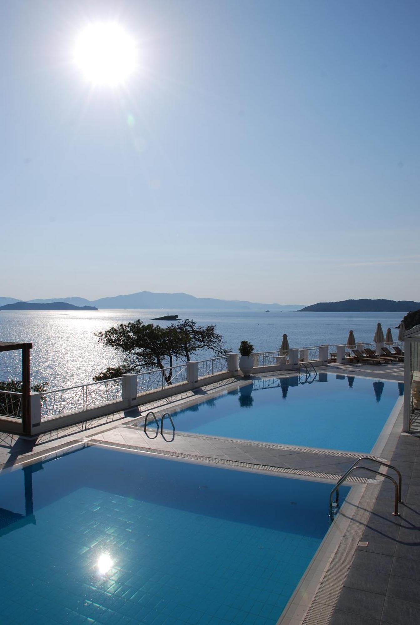 Cape Kanapitsa Hotel & Suites Dış mekan fotoğraf