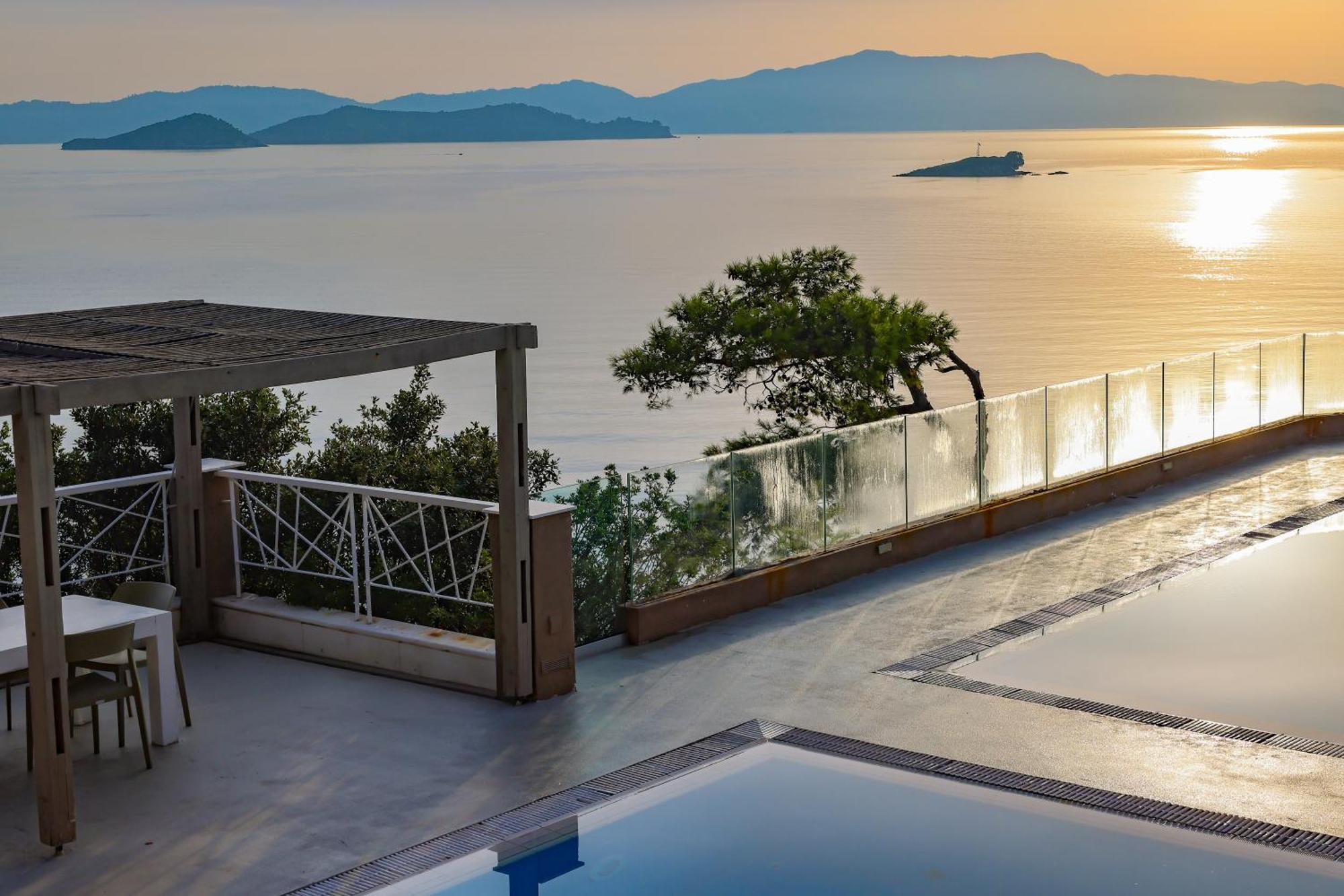 Cape Kanapitsa Hotel & Suites Dış mekan fotoğraf